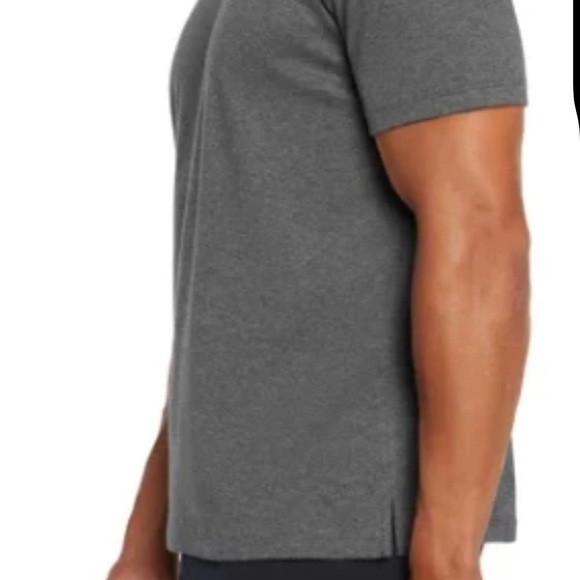 Banana Republic Men’s Luxe Touch Performance Tee, Gray XL - Picture 2 of 4